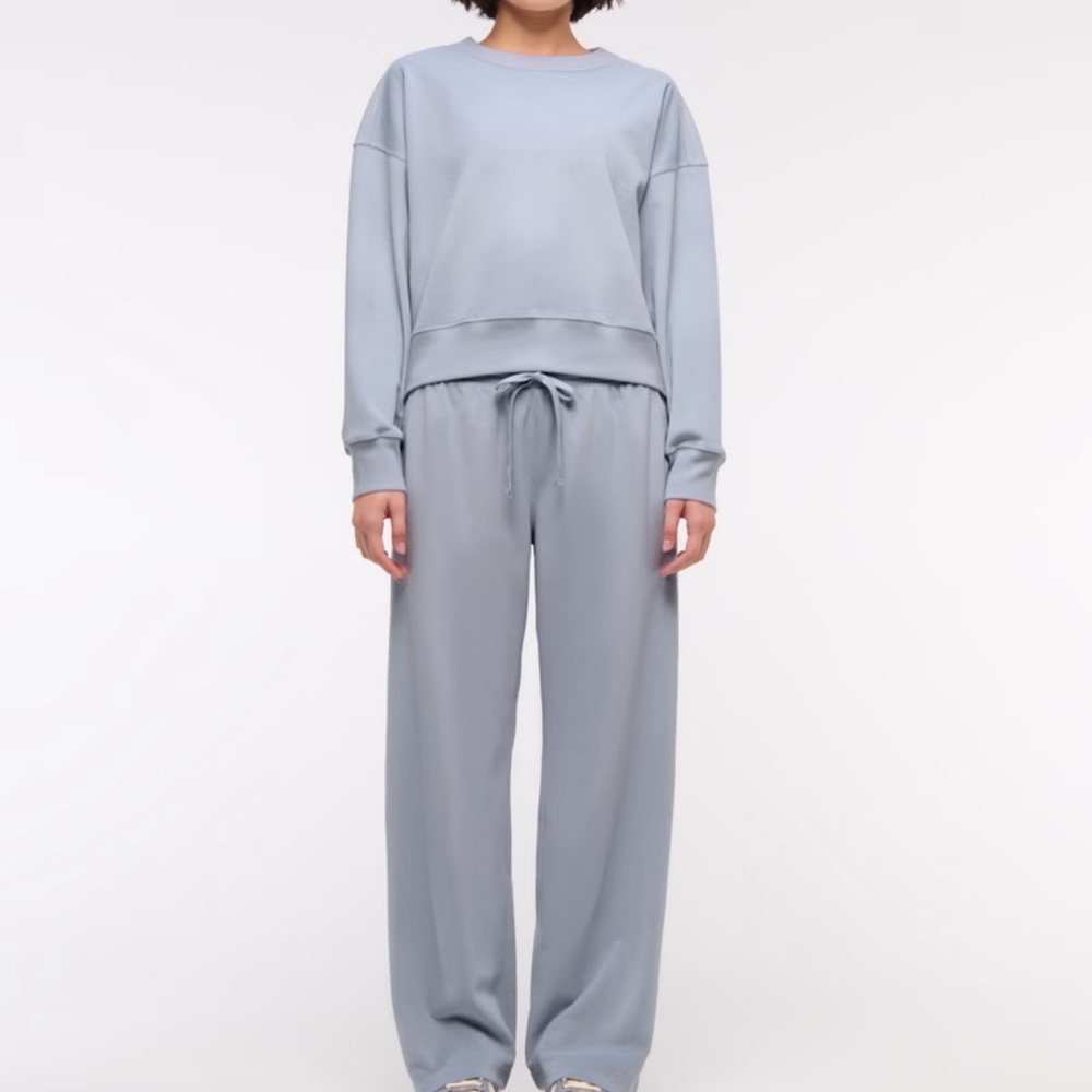YPB Abercrombie and Fitch active set